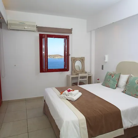 Katerina Mare Науса