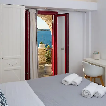 Katerina Mare Naousa (Paros)